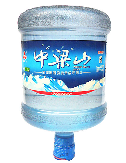 立即购买   重庆中梁山饮品有限公司是我国第一批优质矿泉水生产基地